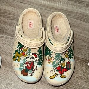 Disney Mickey Donald Duck Christmas Holiday Fleece Lined CROCS Adult 7M/9W